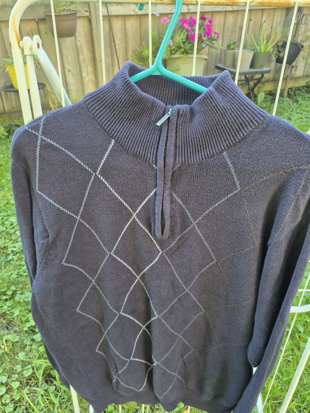 Van Heusen Men's Dark Navy Zip-Up Argyle Sweater